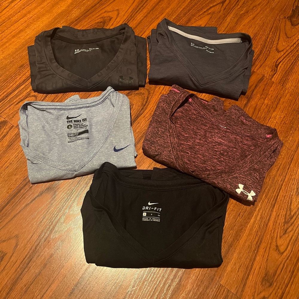 Nike V-Neck Bundle